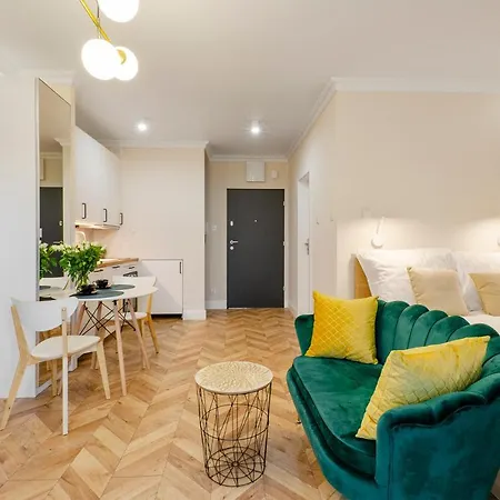 Appartamento Sky Home- -manufaktura, Bezplatny Parking, Klimatyzacja, Dostep Na Kod