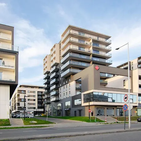 Sky Home- -manufaktura, Bezplatny Parking, Klimatyzacja, Dostep Na Kod