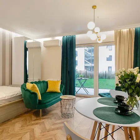 Sky Home- -manufaktura, Bezplatny Parking, Klimatyzacja, Dostep Na Kod