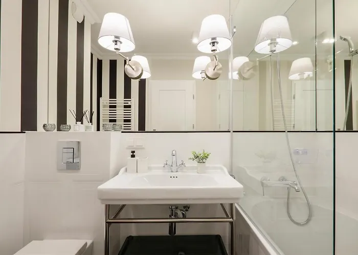 Sky Home- -manufaktura, Bezplatny Parking, Klimatyzacja, Dostep Na Kod Łódź